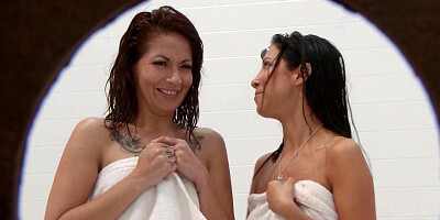 Busty, blonde milf, Alura Jenson got nailed