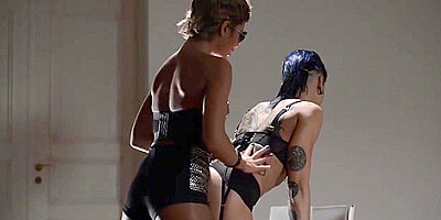 Kinky Lesbians Strapon Sex Horny Video