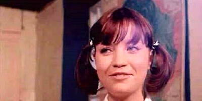 Classic Vintage Retro - Le Sexe Qui Parle Pinch AKA Beaver Converse