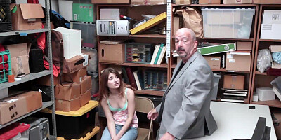 Ariel Mcgwire throats & fucks cop to save her dad