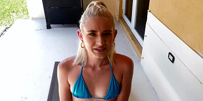 Jessie Saint gets her tiny pussy fucked good and proper