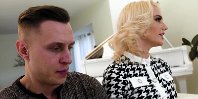 Stepmom motivated stepson while fucking