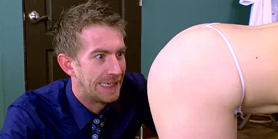 Brazzers - Penny Pax loves office anal