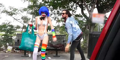 Stranded teenage clown Mikayla Mico nails stranger in public