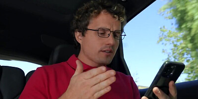 Eccentric billionaire permits stranger to assfuck his curvy wife