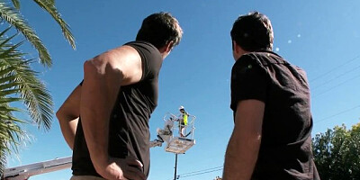 Sexy Belgian electrician is double teamed on the job