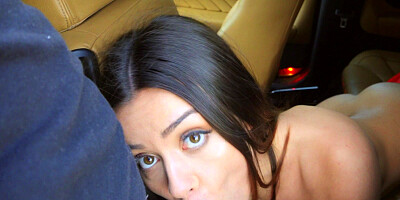 Hot babe Martina Smeraldi enjoys fucking in public place