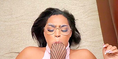 Ashlyn Peaks, Zoey Sinn And Conor Coxxx - Seductive Cougars Crazy Xxx Video
