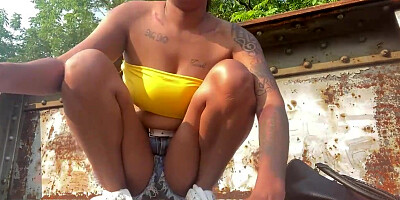 Insane, Ebony nymph is regularly wanking in a public place, in the middle of the day