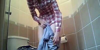 Marry spied in the shower the stunning sequel