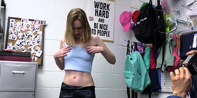 Ass fucking sexy thief on the office desk