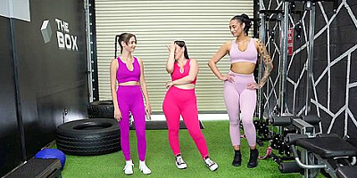 Gym Besties In Spandex Sharing Trainers Dick For Free Entry