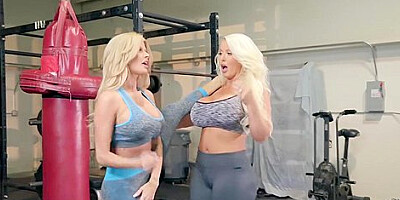 Joslyn James And Alura Jenson In Voluptuous Milfs Lesbian Impassioned Xxx Clip