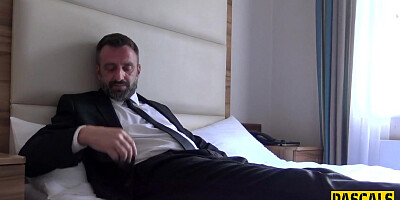 Submissive gets big ass pounded