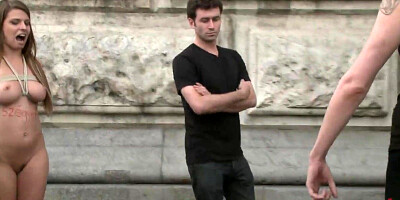 Splendid buxom stunner nude in public (James Deen, Goddess Donna, Mona Lee, Giant Hooters, Meaty Cupcakes)