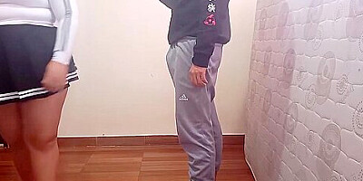 La Chica De La Limpieza Que Contrata Mi Mama Le Ofrezco 100$ Para Que Me De Unas Buenas Mamadas Termina Dandome Ese Gran Culo Para Yo Echar Toda Mi Leche Dentro 23 Min