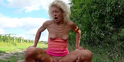 40y Old Street Whore Creampie