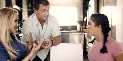 Jiggish nubile dark haired, Jane Wilde and her step- mommy, Brandi Love are having a molten 3some