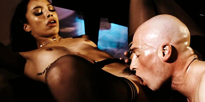 Zac Wild is banging a gorgeous ebony babe Alexis Tae