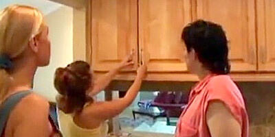 Mature Woman vs Young Girl 18