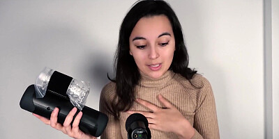 Brit teenager Summer Fox in ASMR SFW vid about interactive adult relaxation