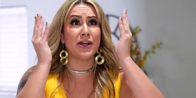 MIsty Meaner giving Freya von Doom some sex lessons