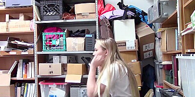Alyssa Cole In Blowjob The Officers Big Cock