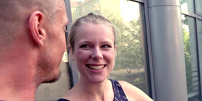 Amateur POV outdoor sex with blonde Claudia Swea