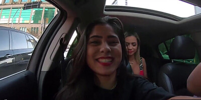 I went to the center of São Paulo and got well-prepped on the side of the cathedral, taking my clothes off in the camper - Izabela Pimenta - Binho Ted