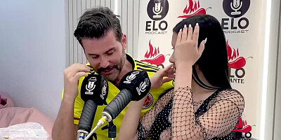 EloPodcast displaying him arse in a insatiable dialogue with Ambar Prada