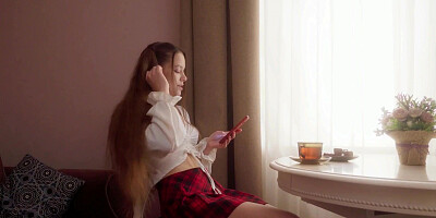 MY18TEENS - Highly fabulous doll with long hair misses hump and jerks