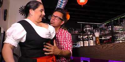 German waitress postpones work to be fucked