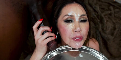 Kianna Dior blows two guys and gets some messy facials