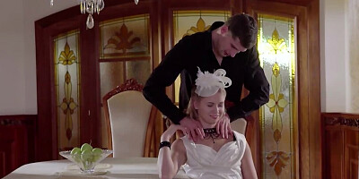 Lass gets bonked by new servant in her Victorian-style house