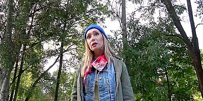Lola Bambola In Lost dog leads to hot outdoors sex