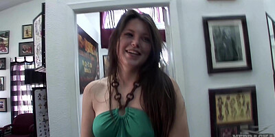 big boob model raquel diamond blowjob