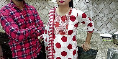 Sexy Stepmom Saara Agrees To Let Her Curious Stepson Assfuck Her In The Kitchen!