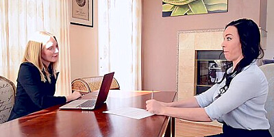 Mona Wales and Dana Dearmond are secretly making love with each other, while no one is watching