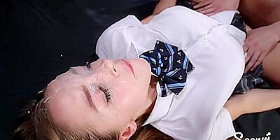 Mary Popienses Sticky Bukkake Facial