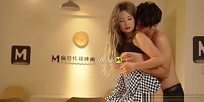 Lustful Big Tits Girl Seduce Uncle MD-0244 / 骚淫巨乳诱小叔 - ModelMediaAsia