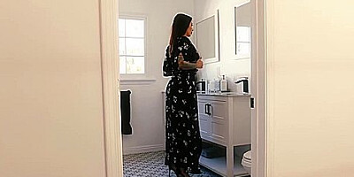 Inked Feet Of Is Foot-fetishist Paradise - Bill Bailey And Ivy Lebelle