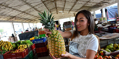 Latin teaser shows ass in skinny jeans prior to fucking