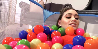 Guy fucks teen's innocent hole on the floor