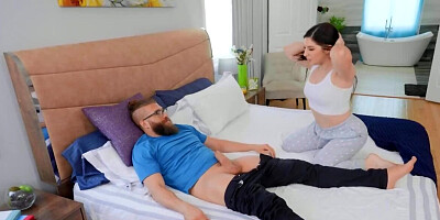 Bearded guy finally inseminates his beautiful brunette girlfriend