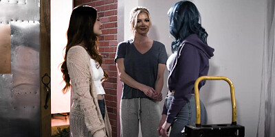 Jewelz Blu have sex with Serene Siren