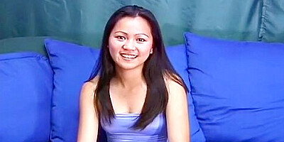 Sweet Hawaiian 19 Year Old Virgin Gets Her Pussy Stretched Wide