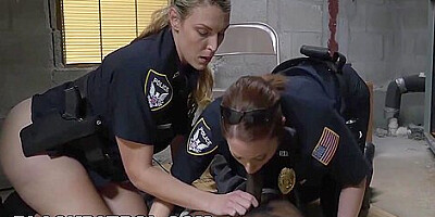 Domestic Disturbance Call Ends Thug Eating White Cop Ass 12 Min