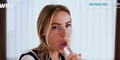 Juicy Blowjob and Passionate Fucking with Lucy Heartfilia from Fairy Tail