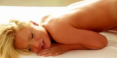 Cries With Orgasm! - Dakota Skye