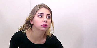 Julie Red 2 Bts